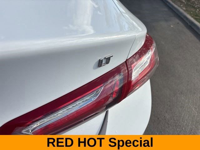 Used 2021 Chevrolet Malibu LT image 49