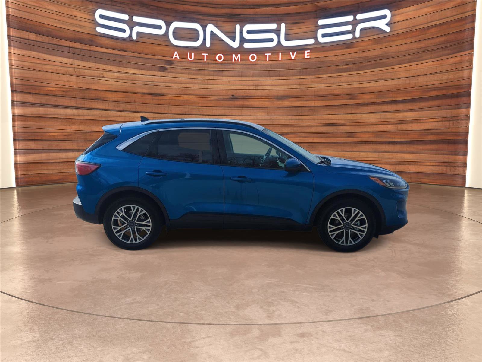 Used 2020 Ford Escape SEL FWD image 8