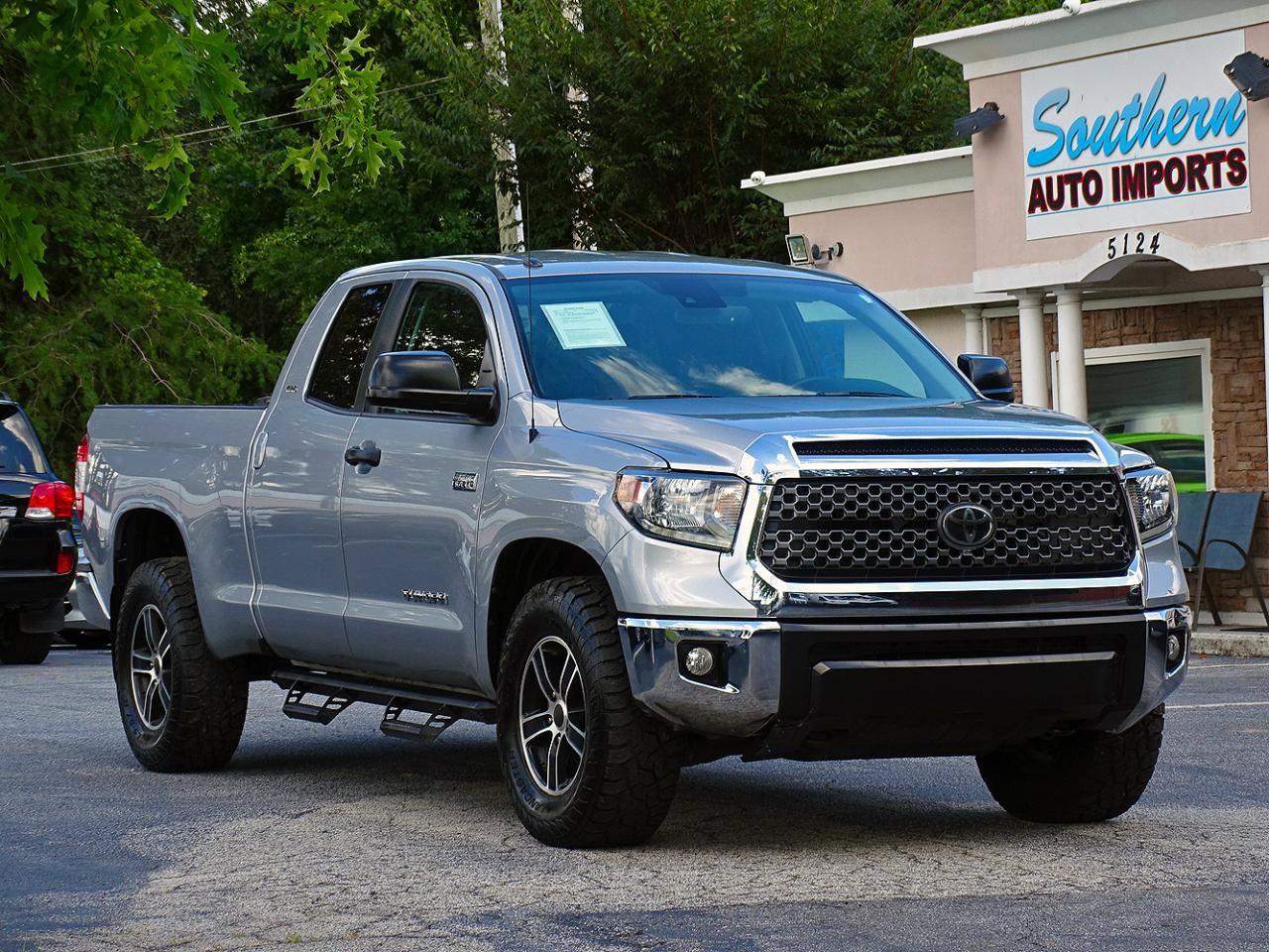 Used 2019 Toyota Tundra SR5 AWD/4WD image 10