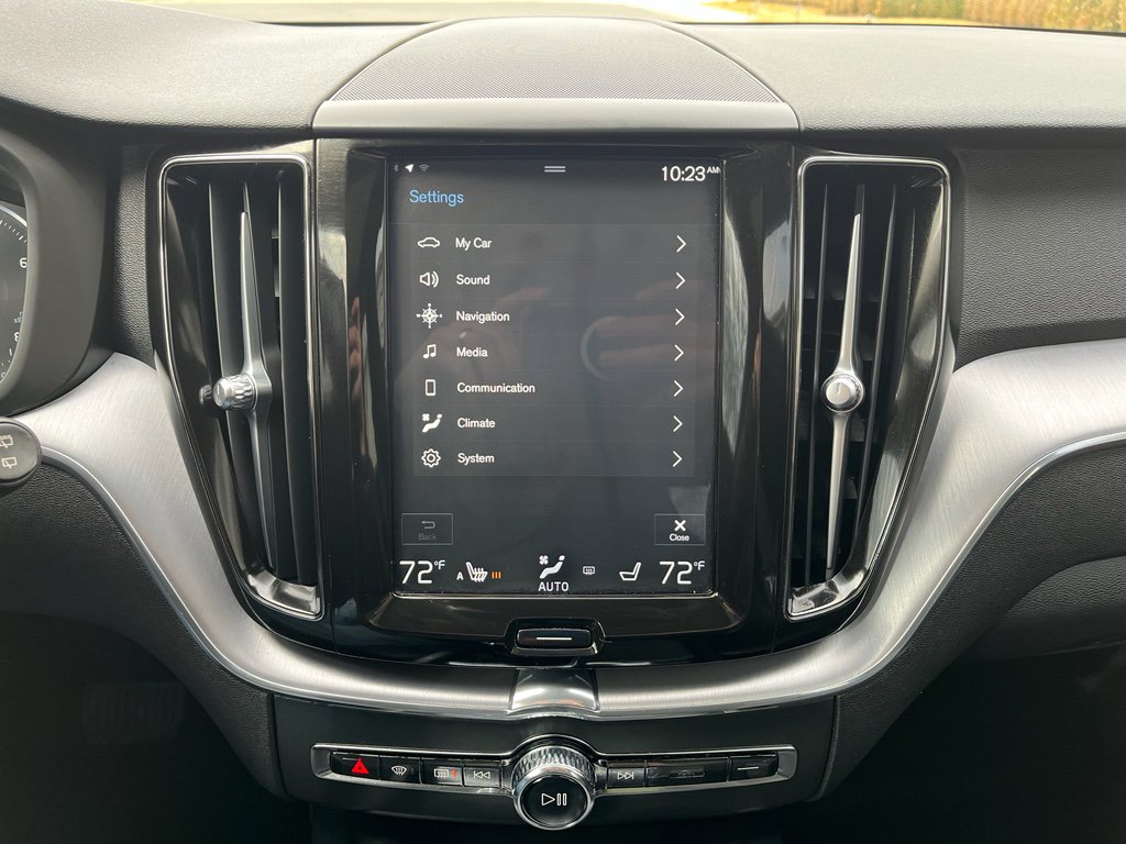 Used 2020 Volvo XC60 T6 Momentum image 20