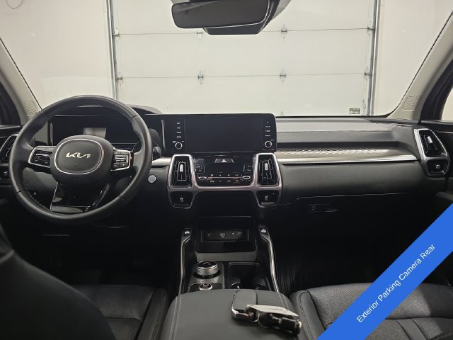 Used 2023 Kia Sorento EX FWD image 13