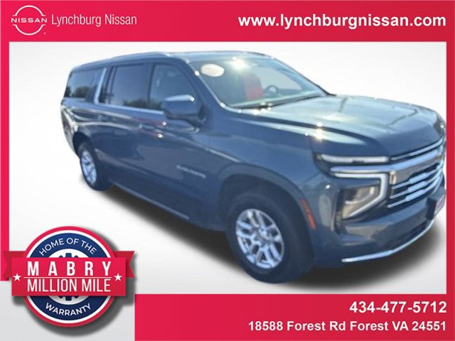Used 2025 Chevrolet Suburban LT