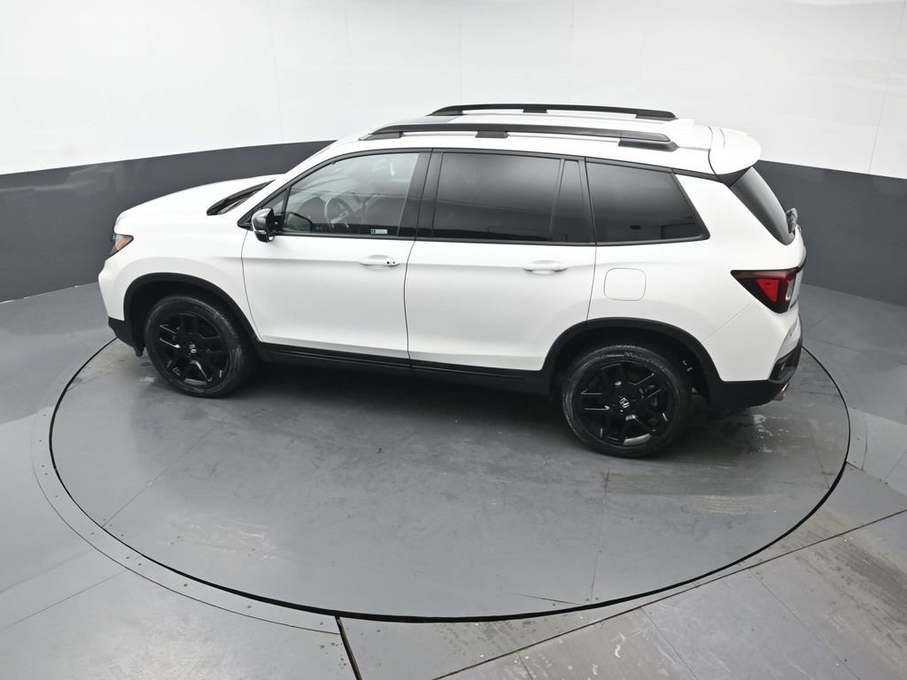 Used 2024 Honda Passport Black Edition image 39