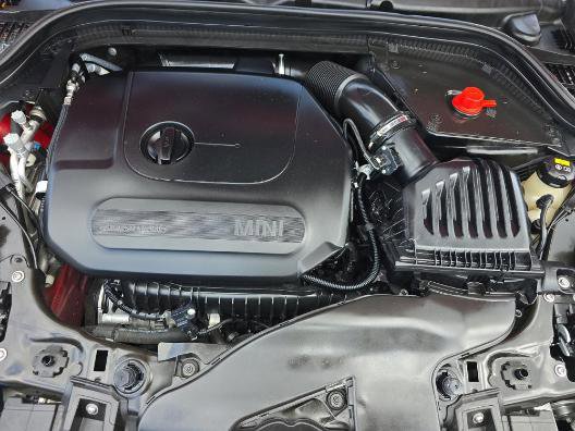 Used 2023 MINI Cooper 4-Door Hardtop FWD image 8
