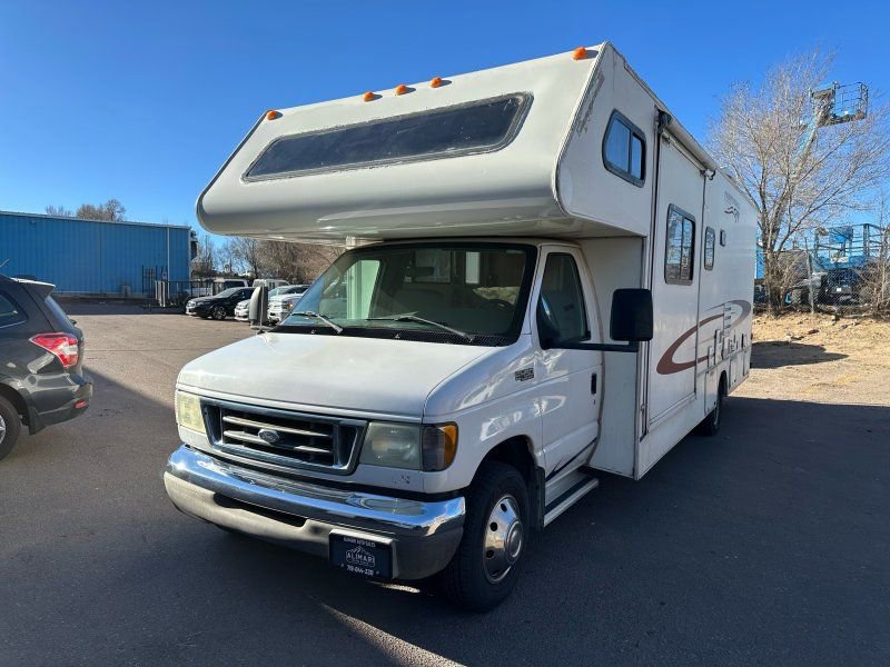 Used 2003 Ford E-450 and Econoline 450 RWD image 3