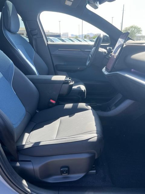 Used 2025 Volvo EX30 Ultra AWD/4WD image 32