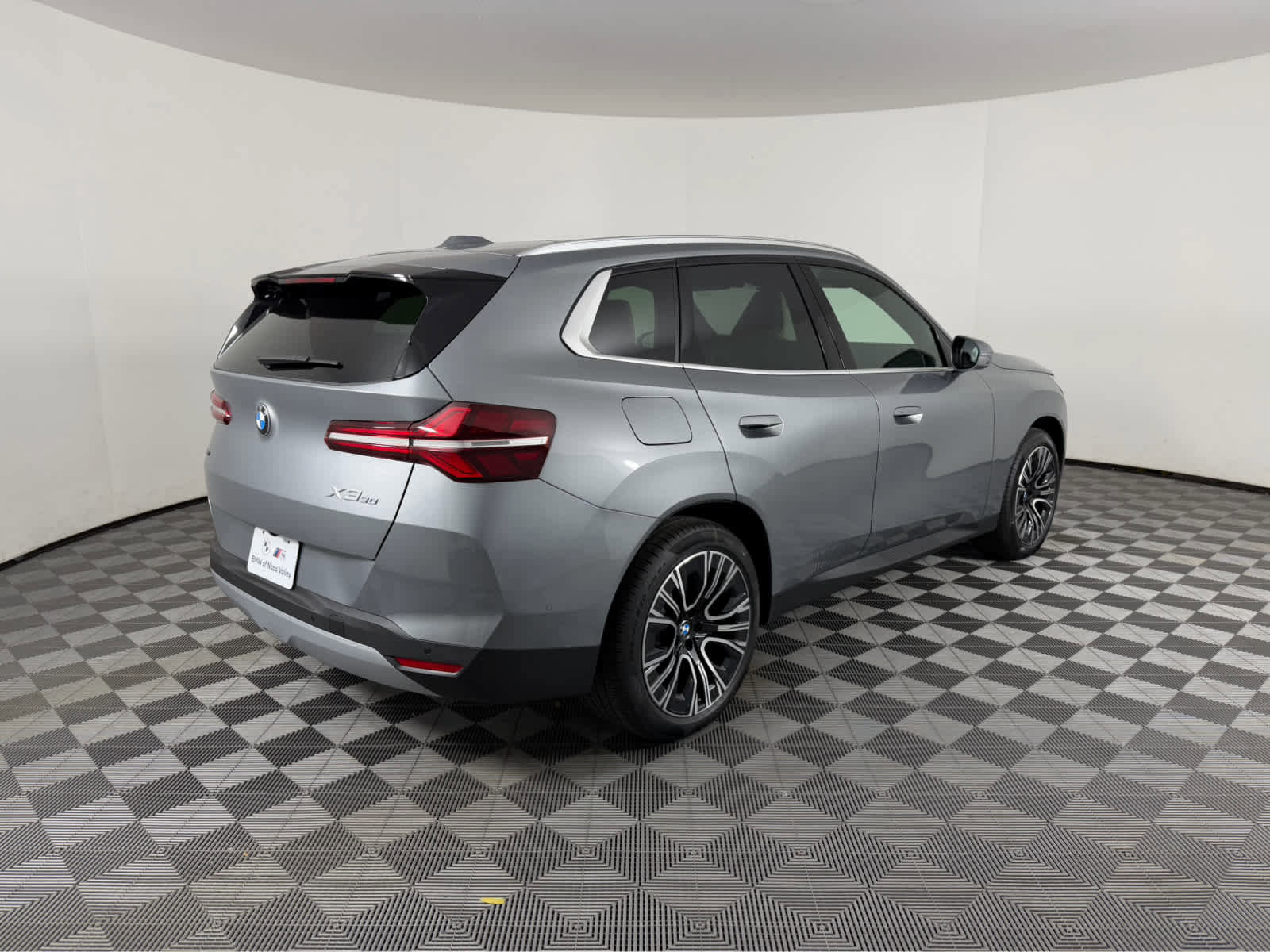 New 2026 BMW X3 xDrive30 w/ Premium Package image 3