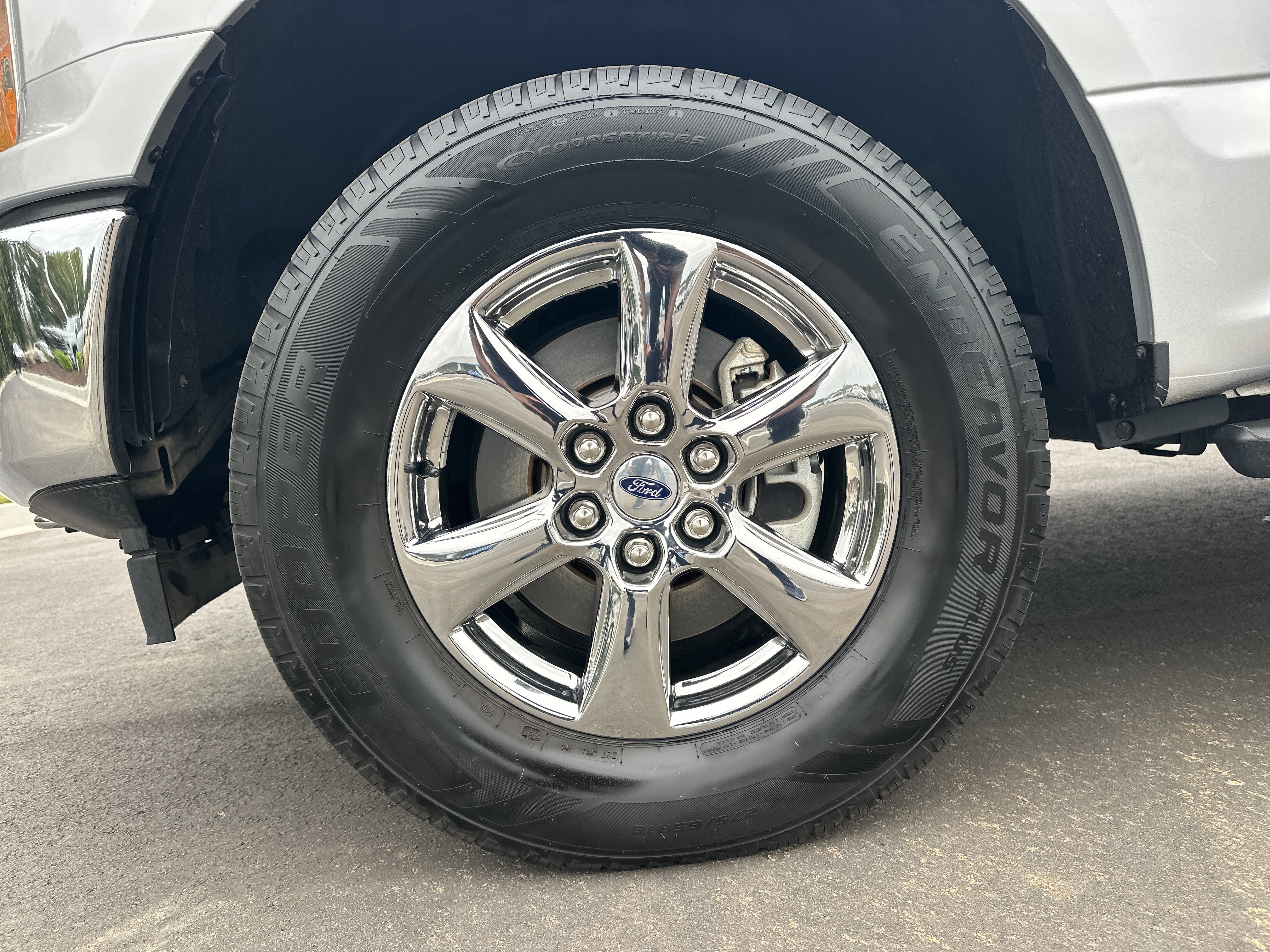 Used 2019 Ford F150 XLT w/ Equipment Group 302A Luxury AWD/4WD image 12