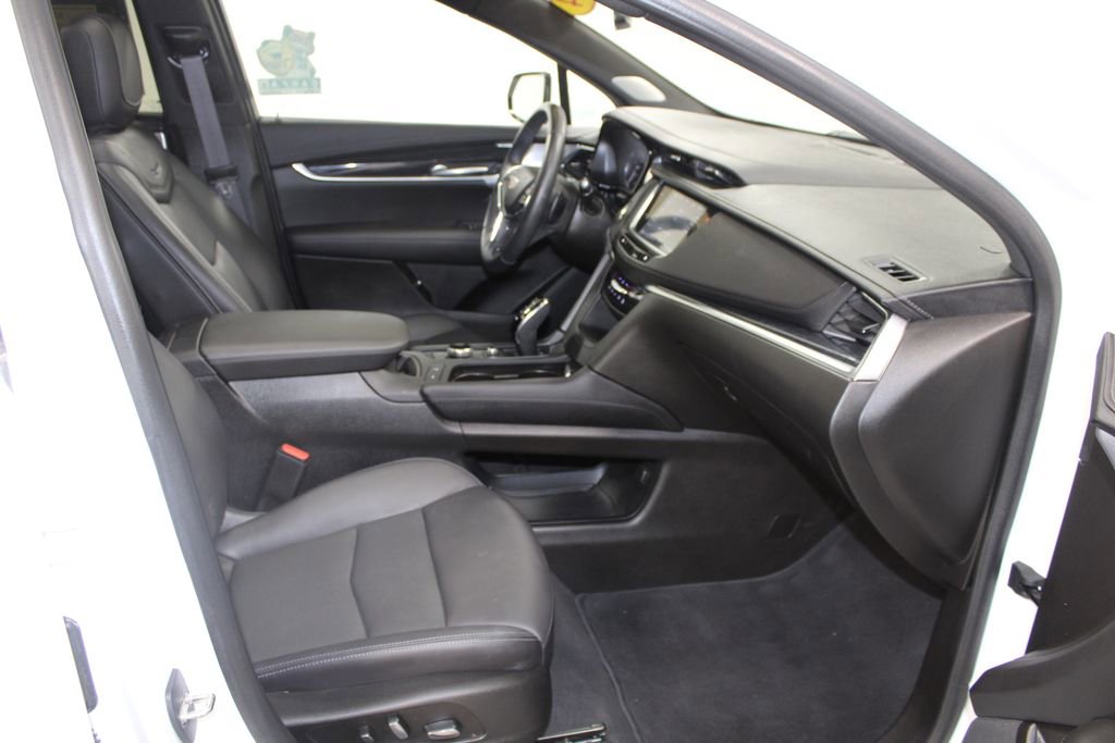 Used 2024 Cadillac XT5 Premium Luxury image 27