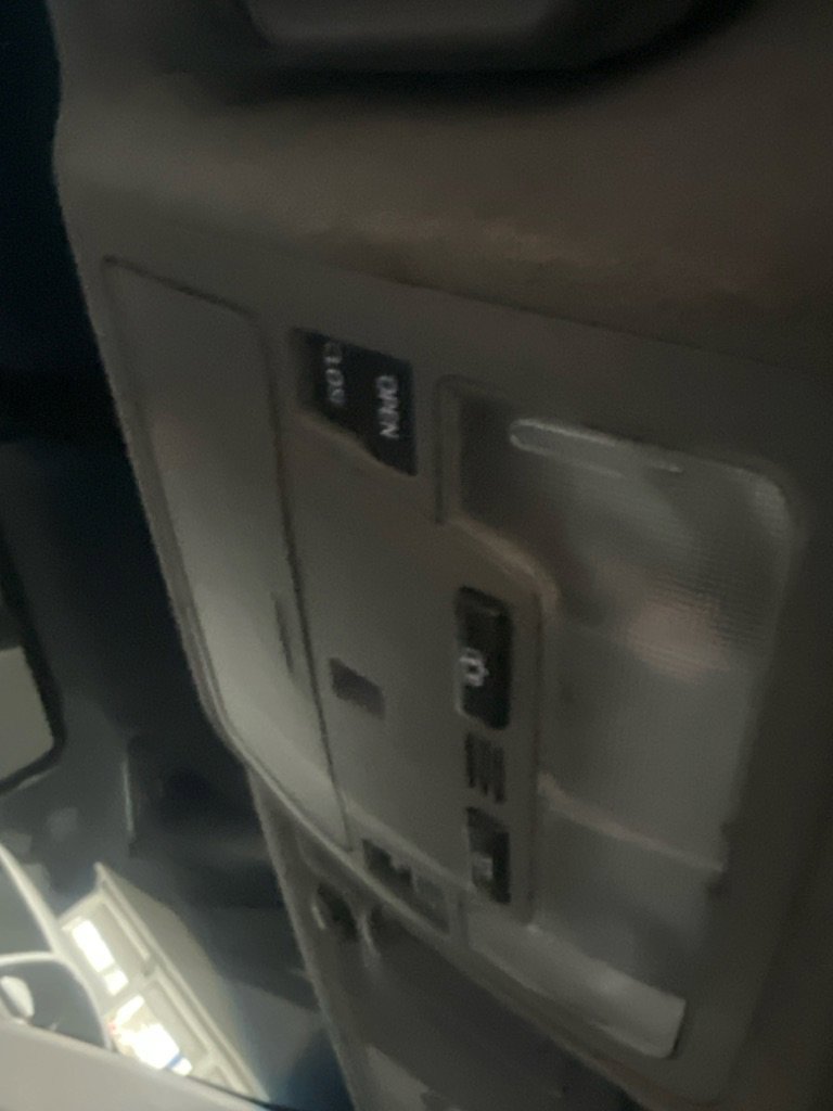 Used 2012 Toyota Camry SE image 34