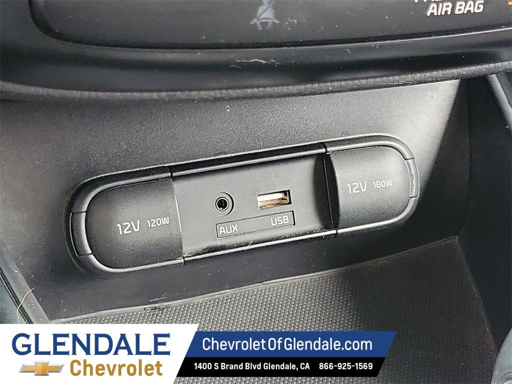 Used 2019 Kia Soul image 29