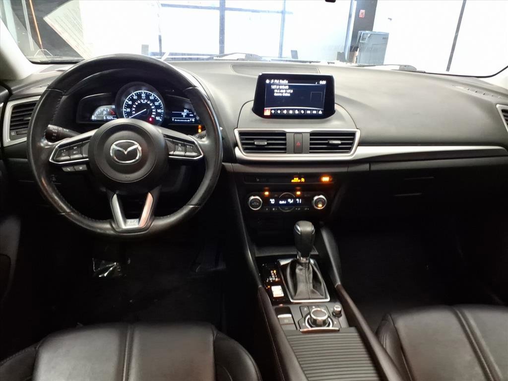 Used 2018 MAZDA MAZDA3 Touring image 10