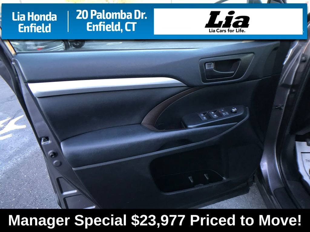 Used 2019 Toyota Highlander Plus image 14