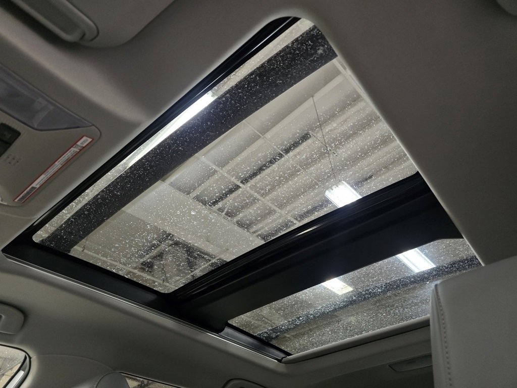 New 2025 Toyota RAV4 Limited image 3