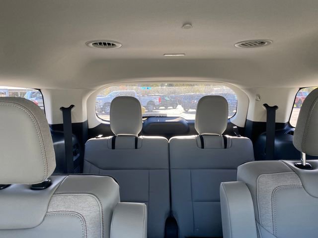 New 2026 Ford Explorer Active image 35