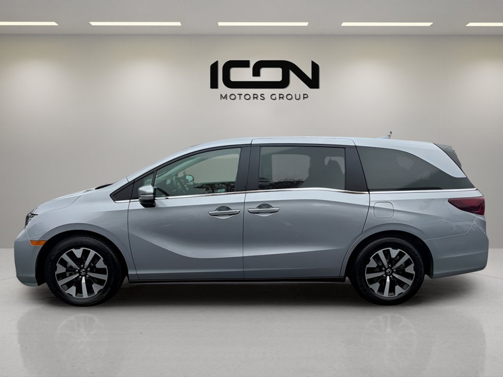 Used 2025 Honda Odyssey EX-L image 2