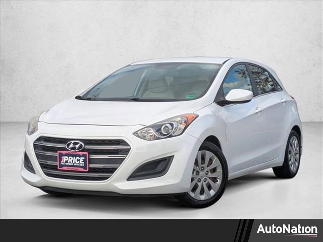 Used 2016 Hyundai Elantra GT video 1