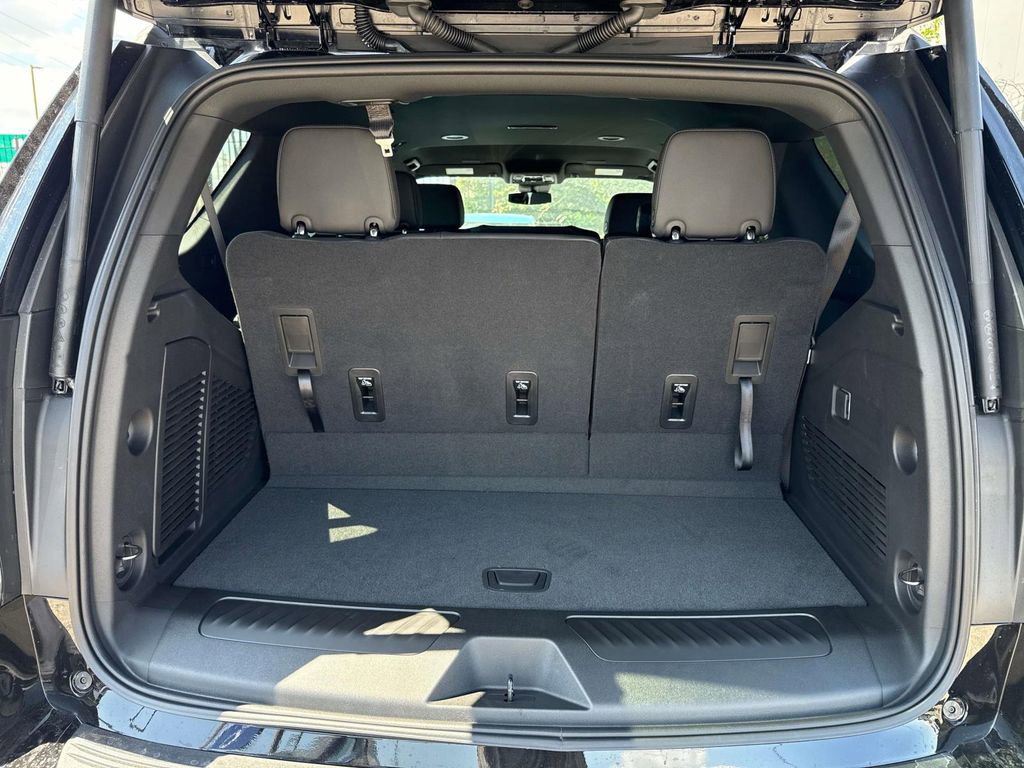 New 2026 Chevrolet Tahoe LT w/ LPO, Get Active Package image 8