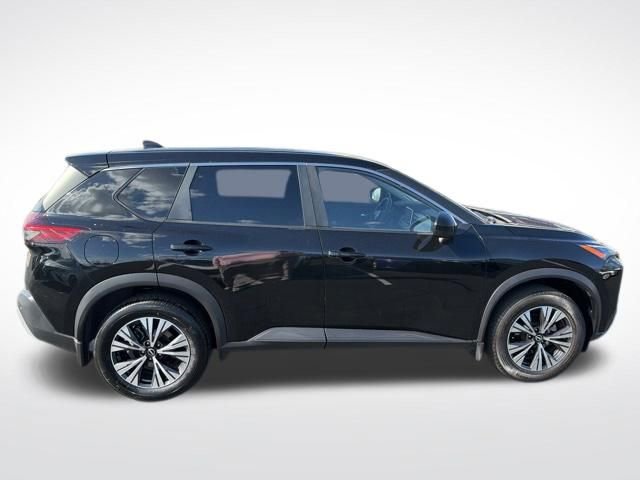 Used 2023 Nissan Rogue SV image 6