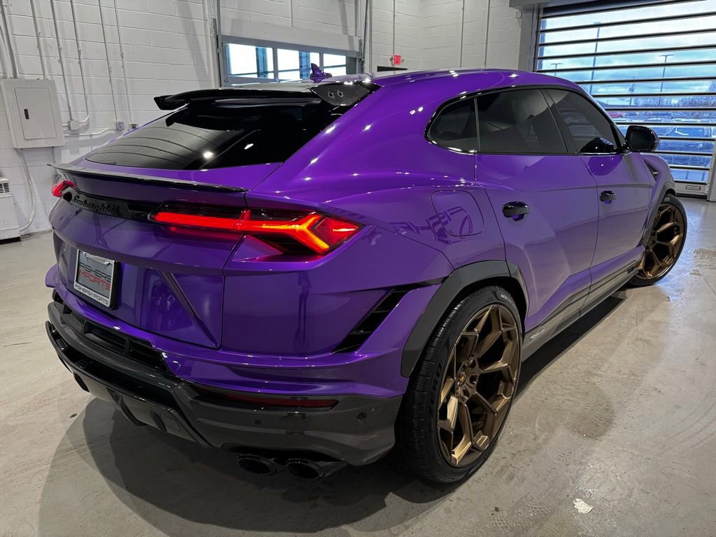 Used 2024 Lamborghini Urus Performante image 4