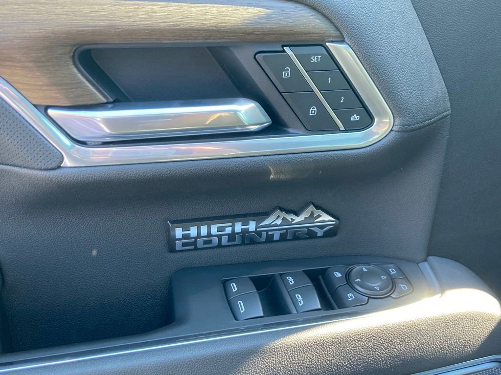 New 2025 Chevrolet Silverado 1500 High Country w/ Midnight Edition image 21