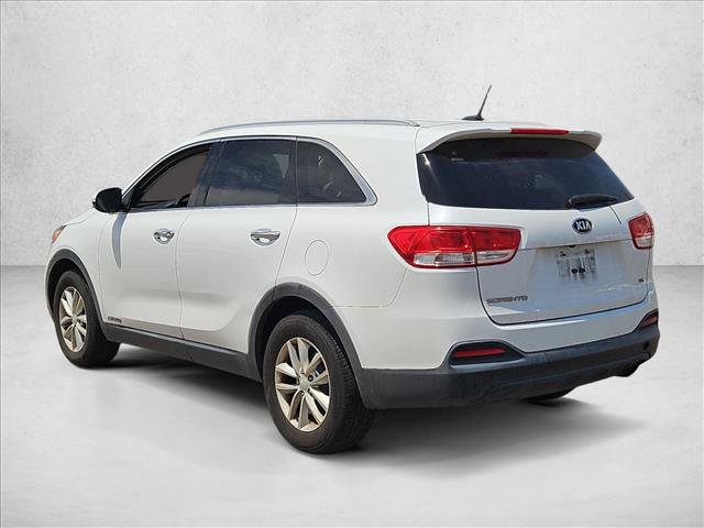 Used 2017 Kia Sorento AWD image 8