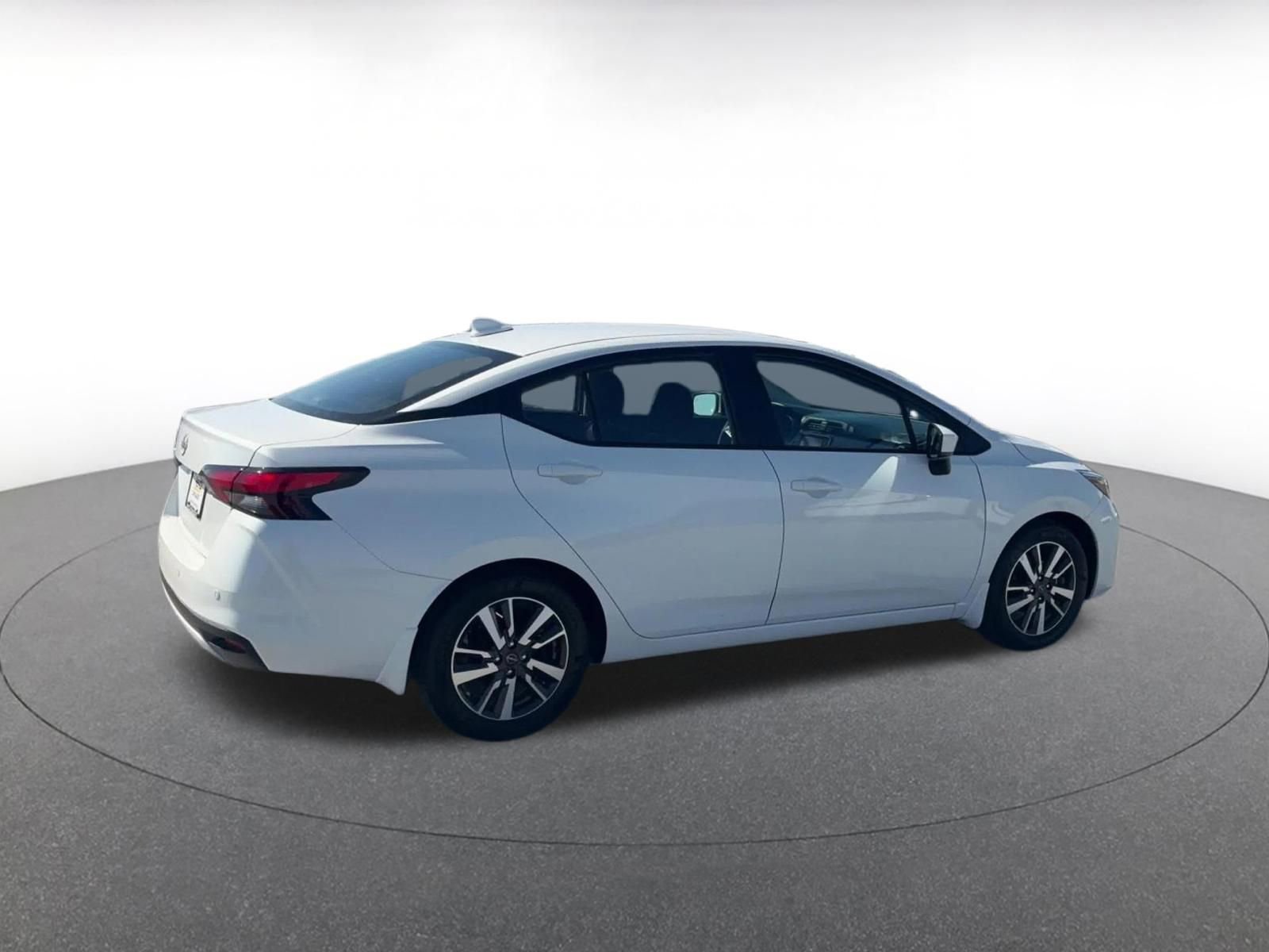 Used 2025 Nissan Versa SV w/ Trunk Package image 15