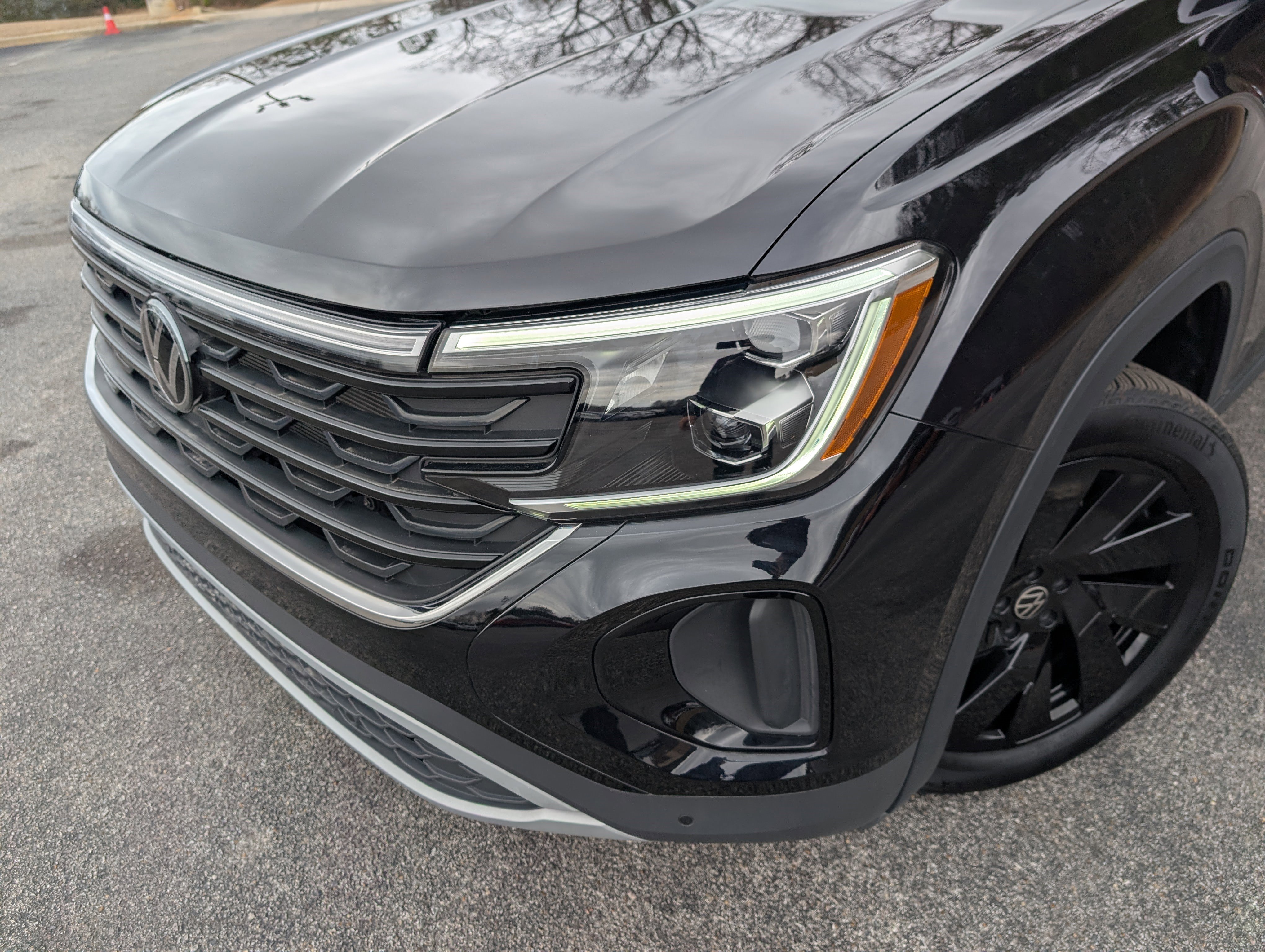 Used 2024 Volkswagen Atlas Cross Sport SE image 13