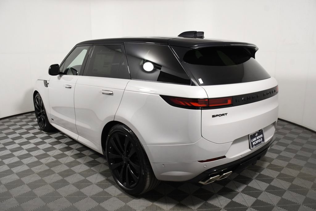 New 2026 Land Rover Range Rover Sport Dynamic SE AWD/4WD image 4