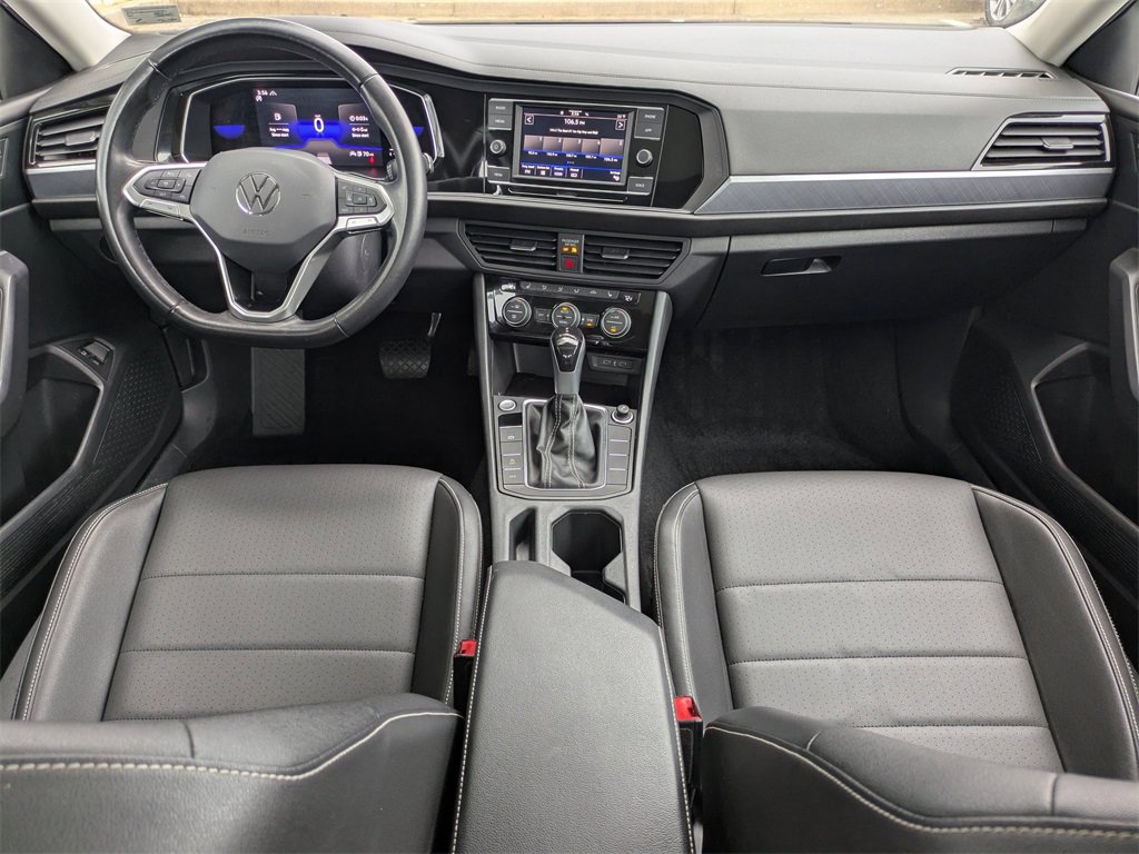 Used 2023 Volkswagen Jetta SE FWD image 14