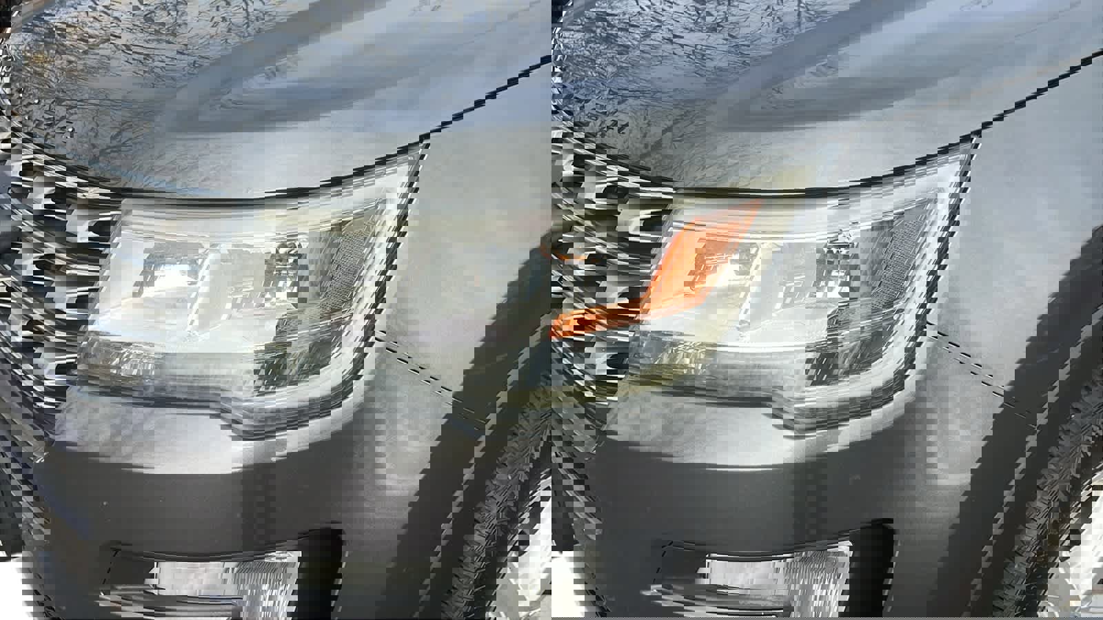 Used 2016 Ford Explorer XLT w/ Equipment Group 202A image 7