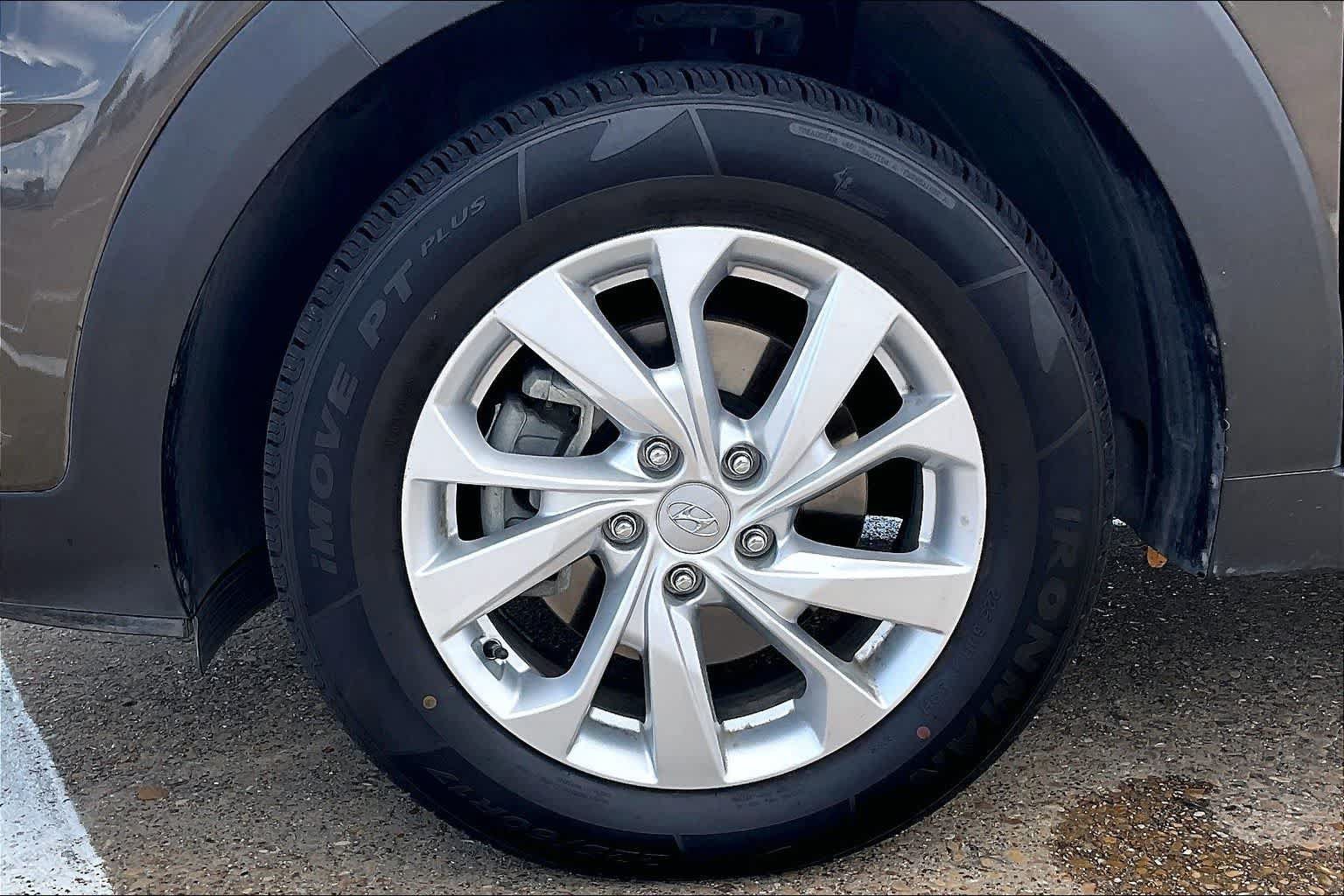 Used 2019 Hyundai Tucson Value w/ Cargo Package AWD/4WD image 8