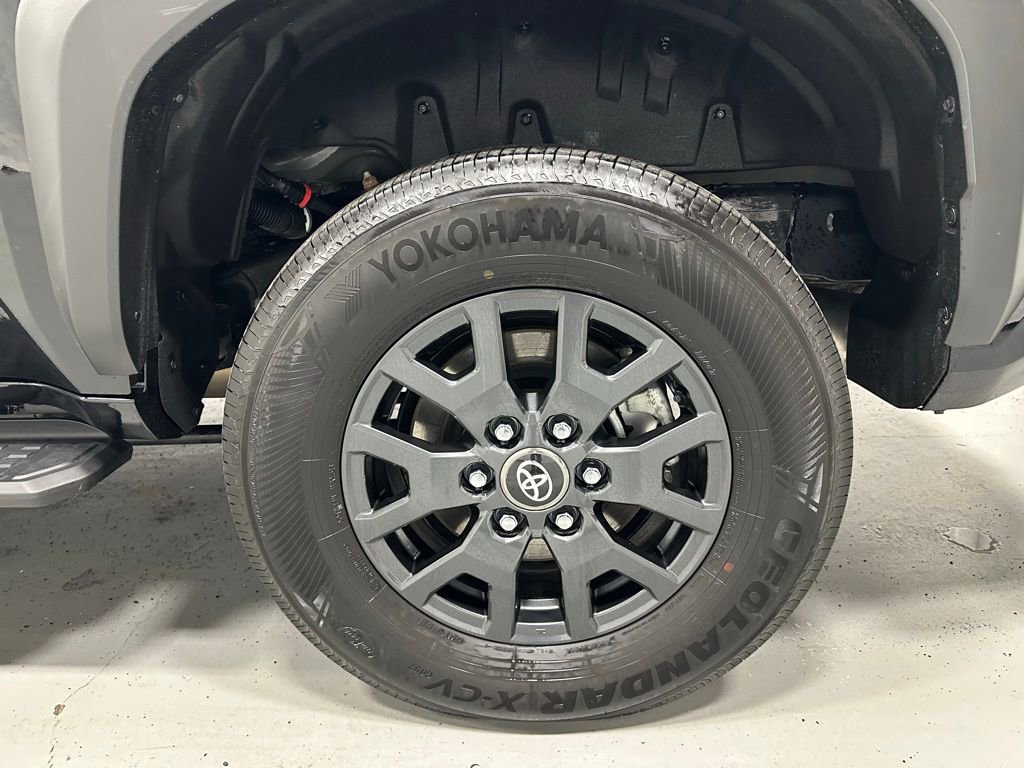 Used 2025 Toyota 4Runner TRD Off-Road Premium w/ Tow Technology Package image 65