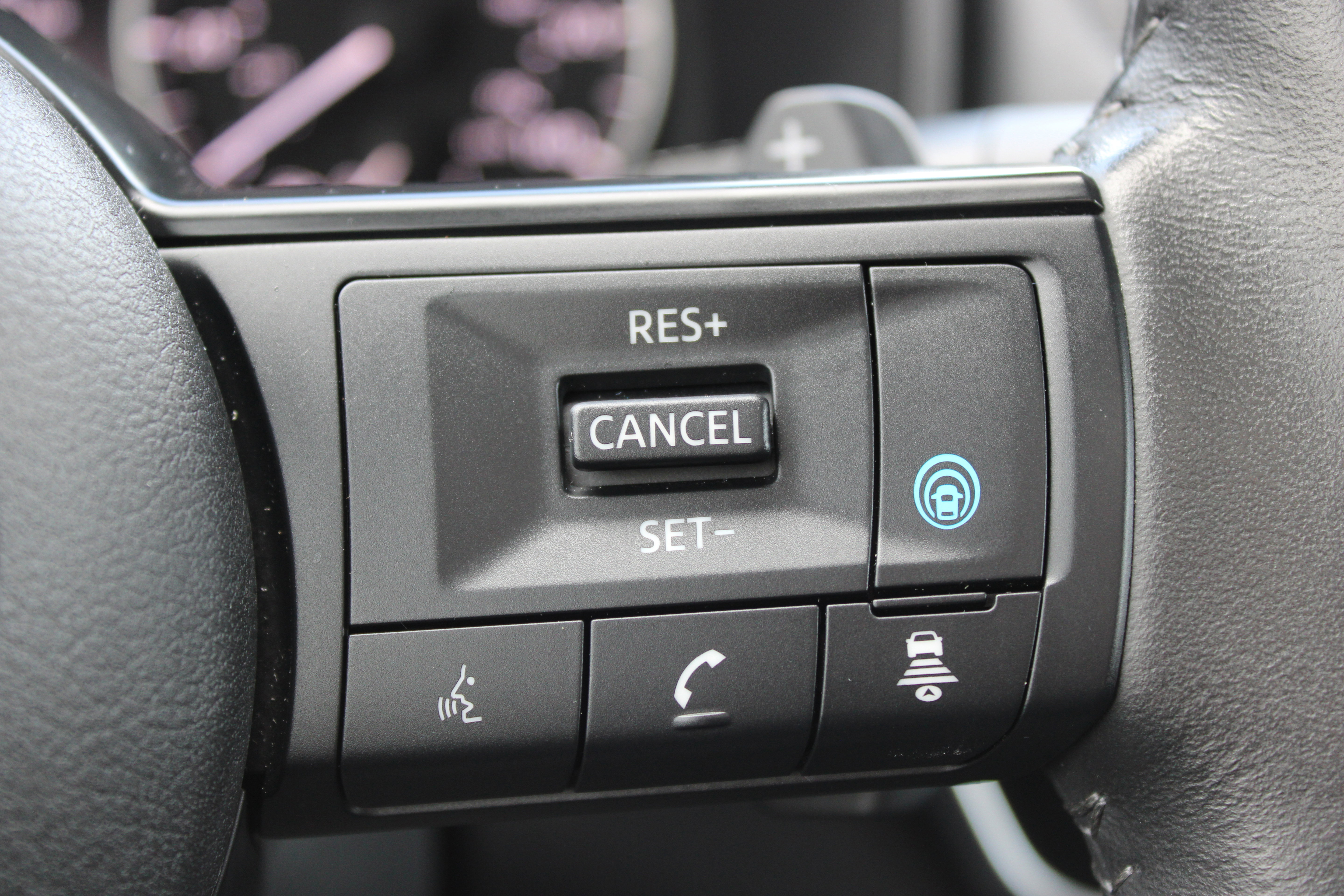 Certified 2024 Nissan Rogue SV w/ SV Premium Package AWD/4WD image 27