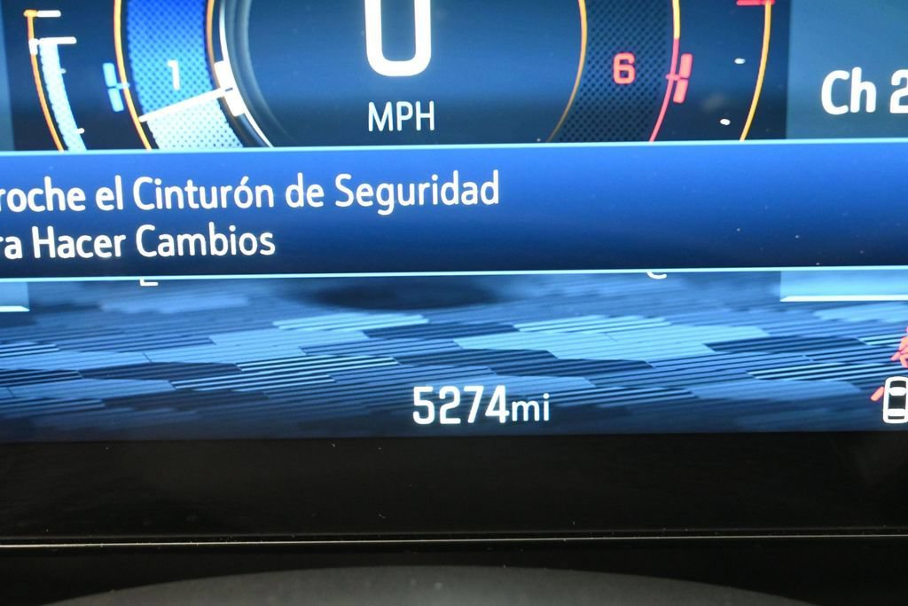 Used 2026 Chevrolet Equinox LT FWD image 11
