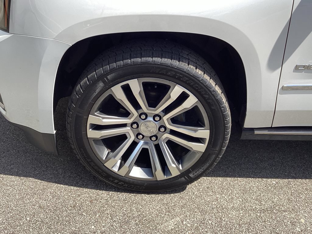 Used 2018 GMC Yukon Denali AWD/4WD image 26