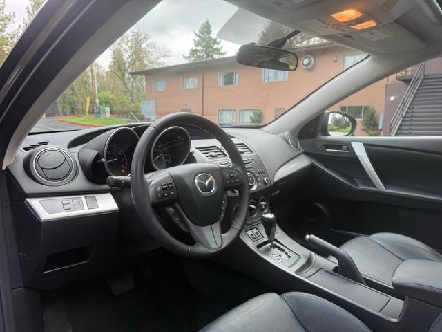 Used 2012 MAZDA MAZDA3 i Grand Touring w/ Tech Pkg image 21