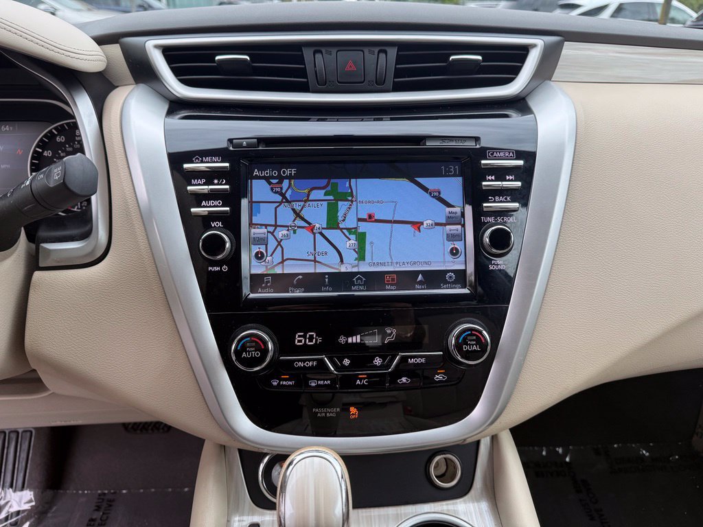 Used 2016 Nissan Murano SV AWD/4WD image 13
