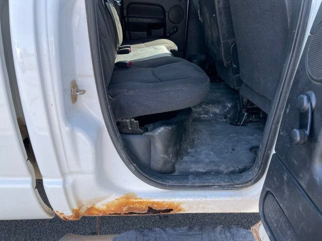 Used 2004 Dodge Ram 3500 Truck SLT w/ Trailer Tow Group AWD/4WD image 5