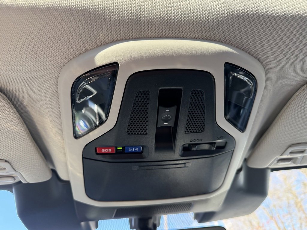 Used 2025 Subaru Outback Premium w/ Popular Package #1 image 28