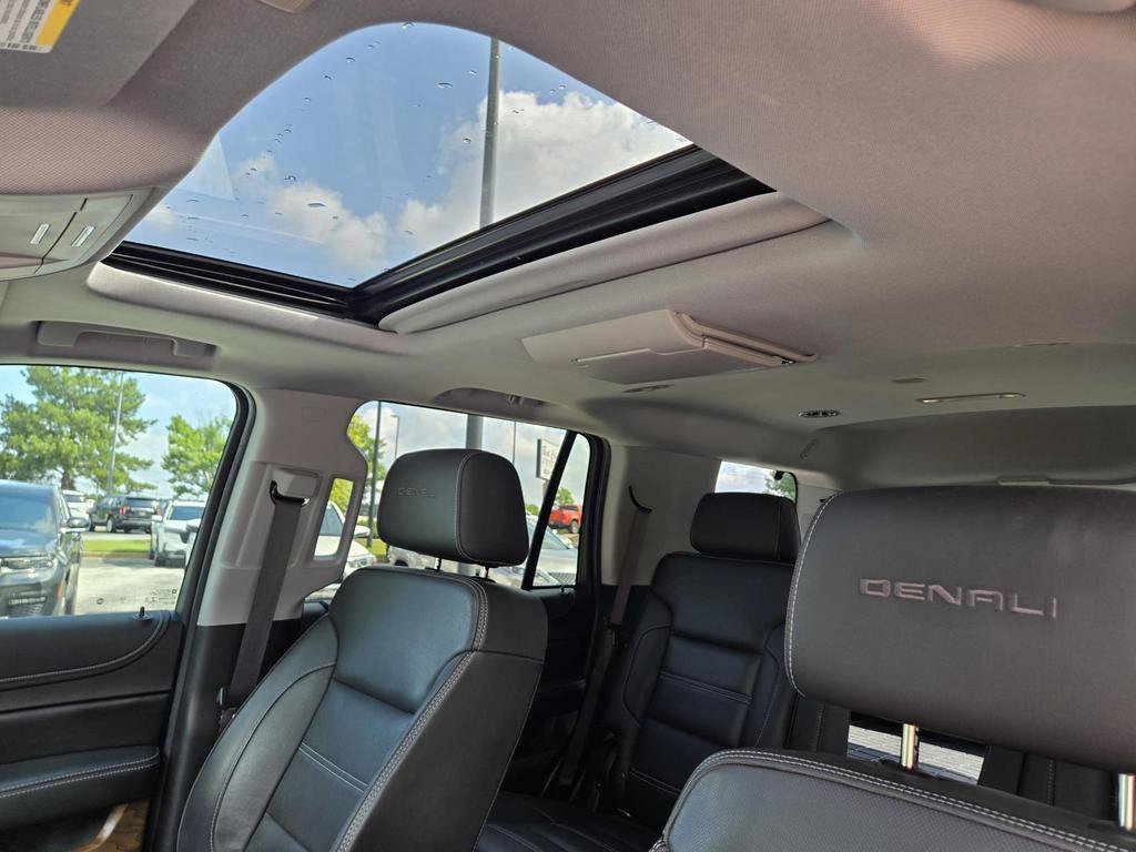 Used 2019 GMC Yukon Denali w/ Open Road Package AWD/4WD image 18