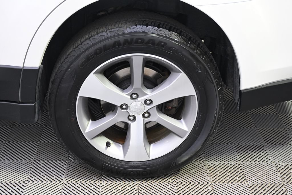 Used 2014 Subaru Outback 3.6R Limited AWD/4WD image 17