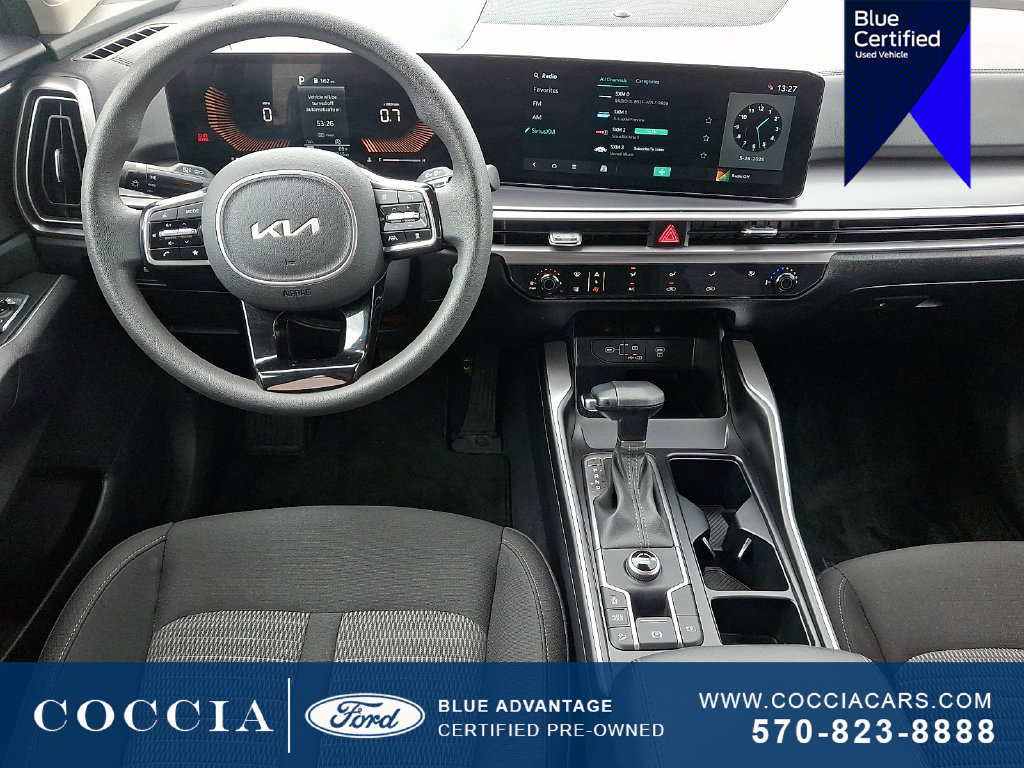 Used 2025 Kia Sorento LX FWD image 12