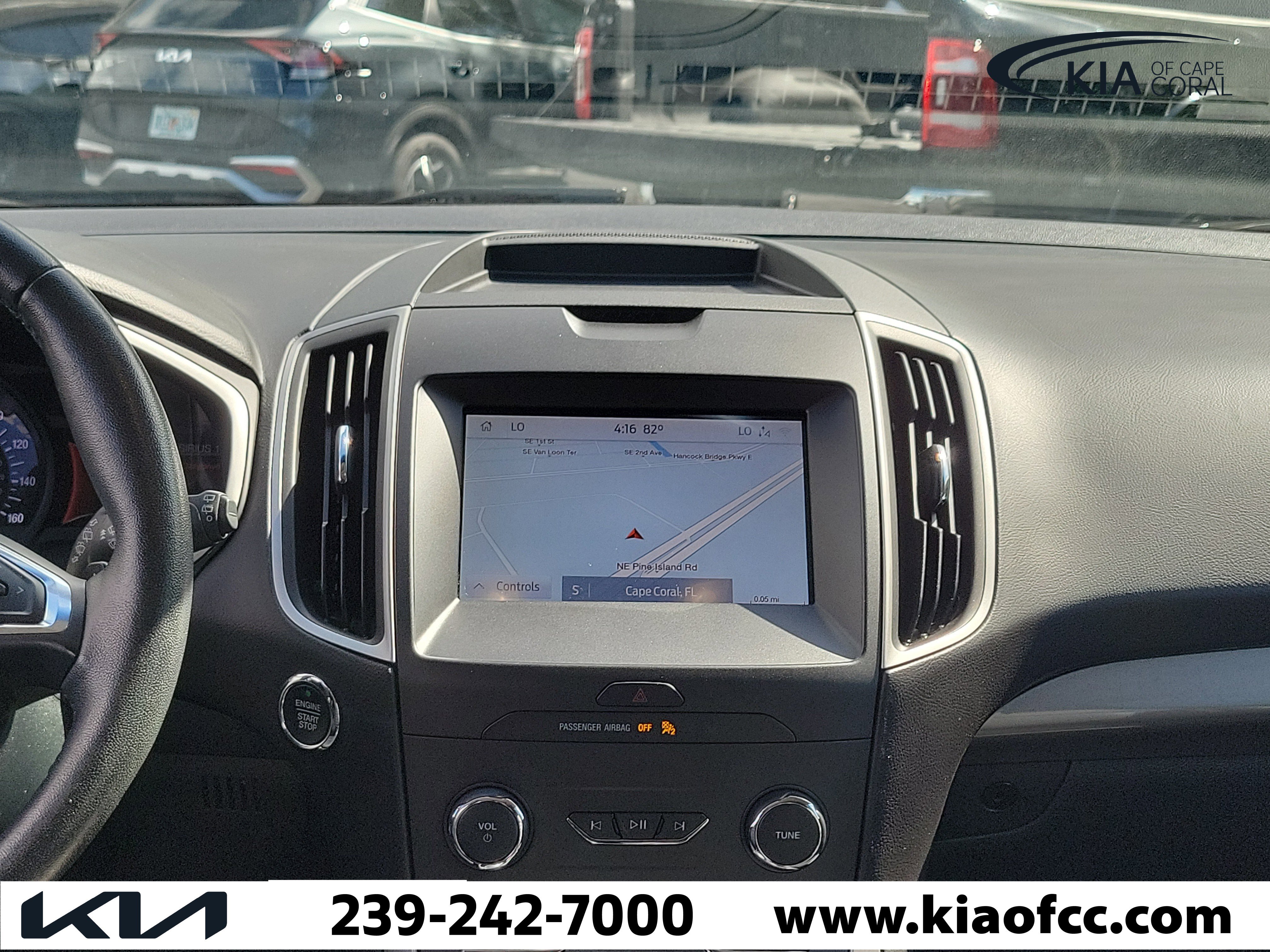 Used 2020 Ford Edge SEL w/ Convenience Package AWD/4WD image 19