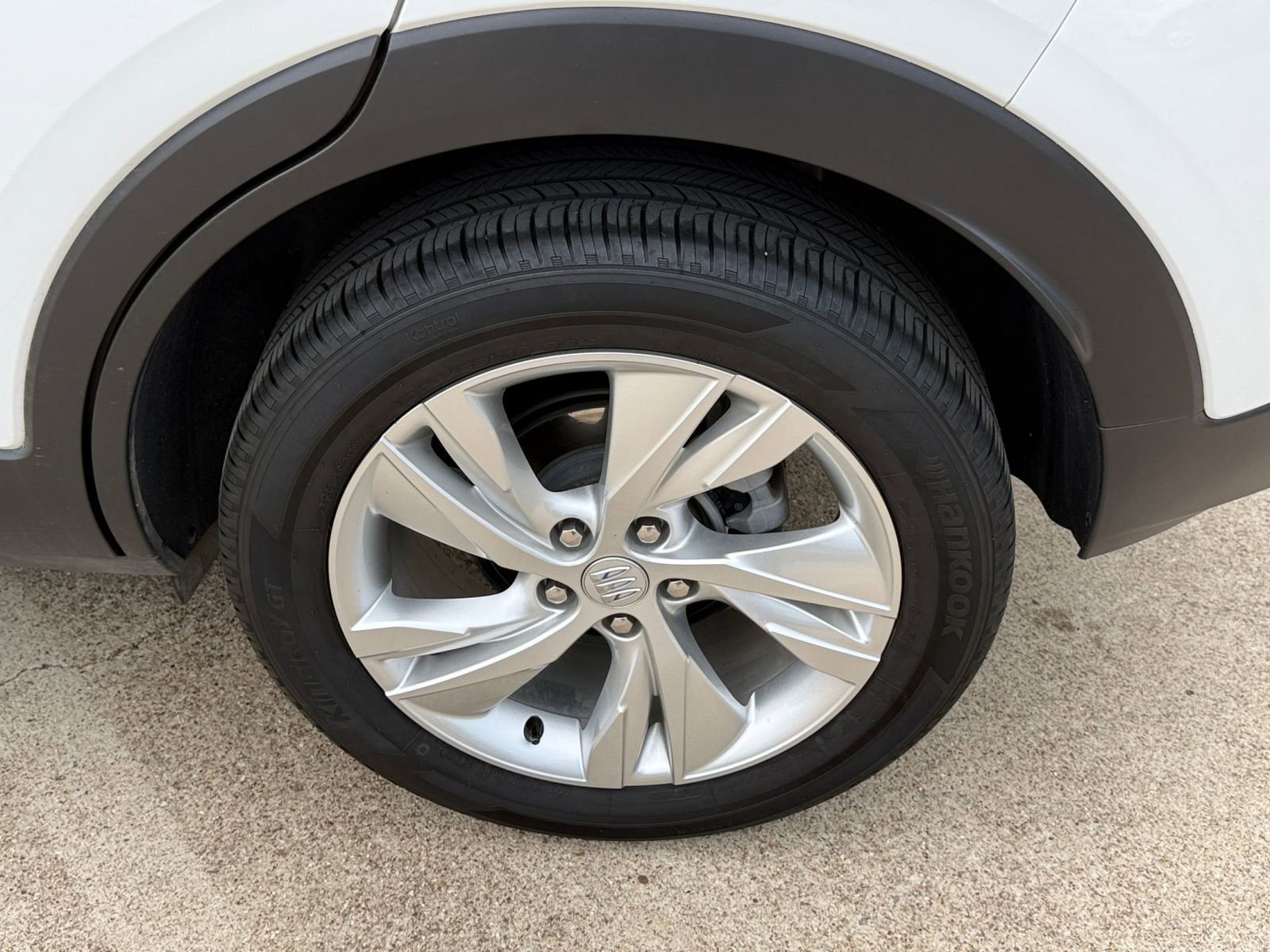 Used 2025 Buick Encore GX Preferred FWD image 30