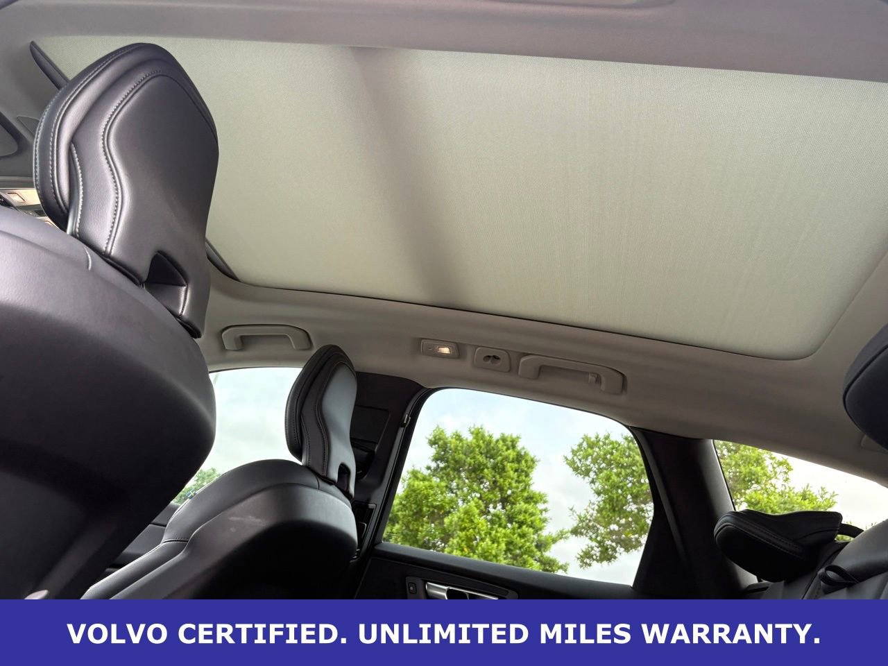 Certified 2025 Volvo XC60 B5 Core AWD/4WD image 32