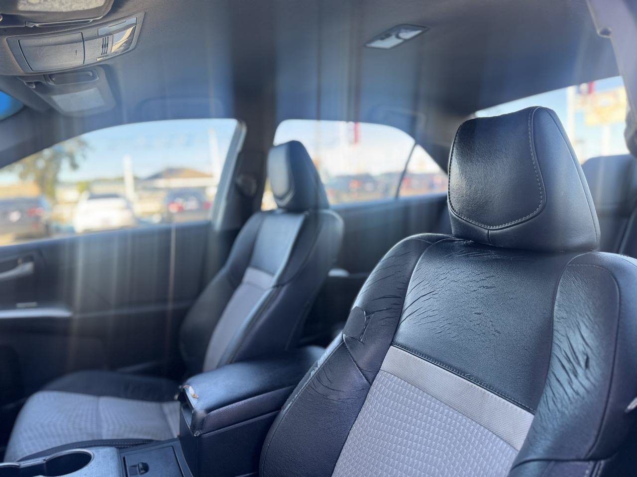 Used 2012 Toyota Camry SE FWD image 40