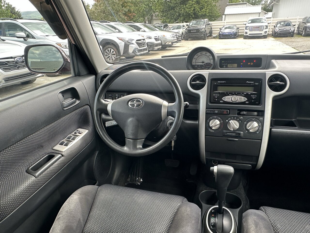 Used 2006 Scion xB FWD image 38
