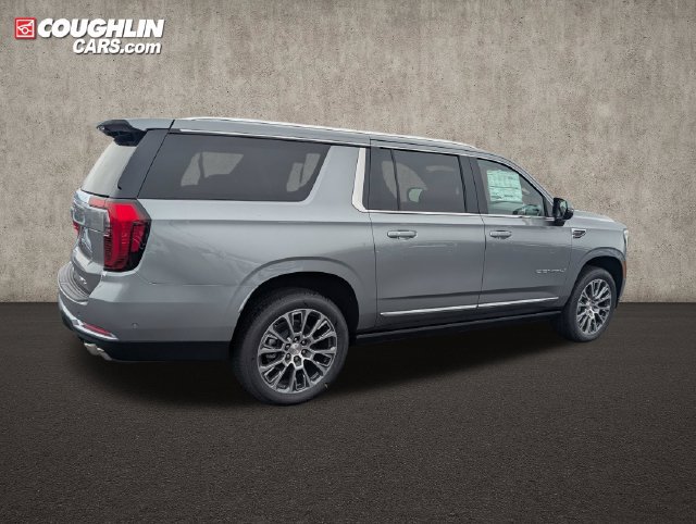 New 2026 GMC Yukon XL Denali w/ Sun & Power Step Package AWD/4WD image 8