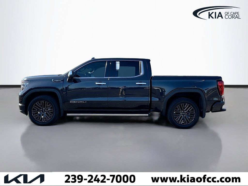 Used 2022 GMC Sierra 1500 Denali Ultimate image 2